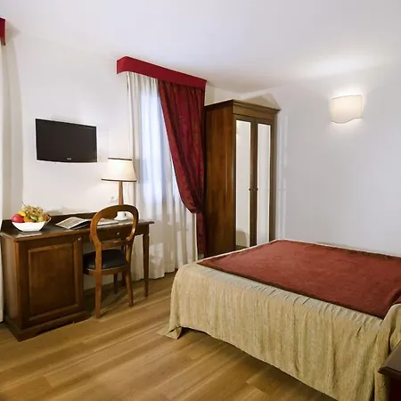Giardinetto Venezia Szálloda 3*