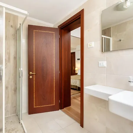 Giardinetto Venezia Hotel 3*
