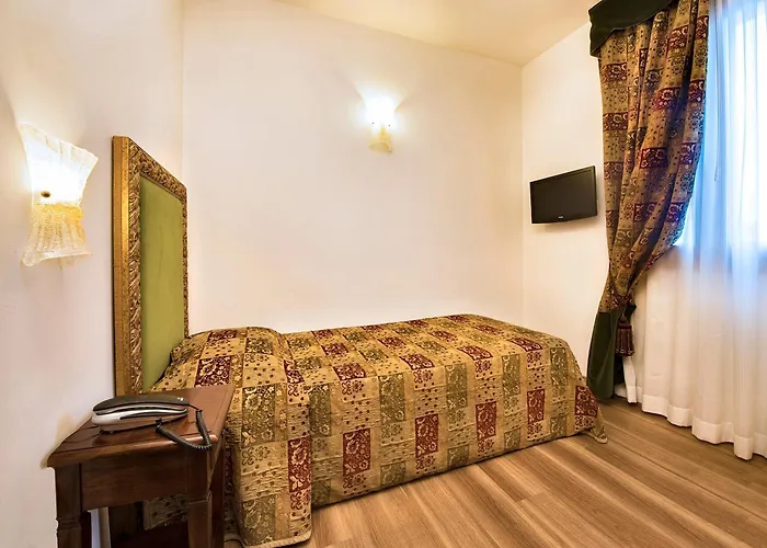 Giardinetto Venezia Hotel 3*