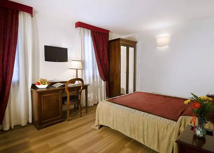 Giardinetto Venezia Hotel 3*