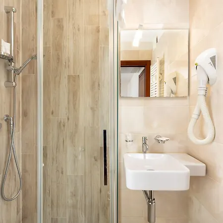Giardinetto Venezia Hotel 3*